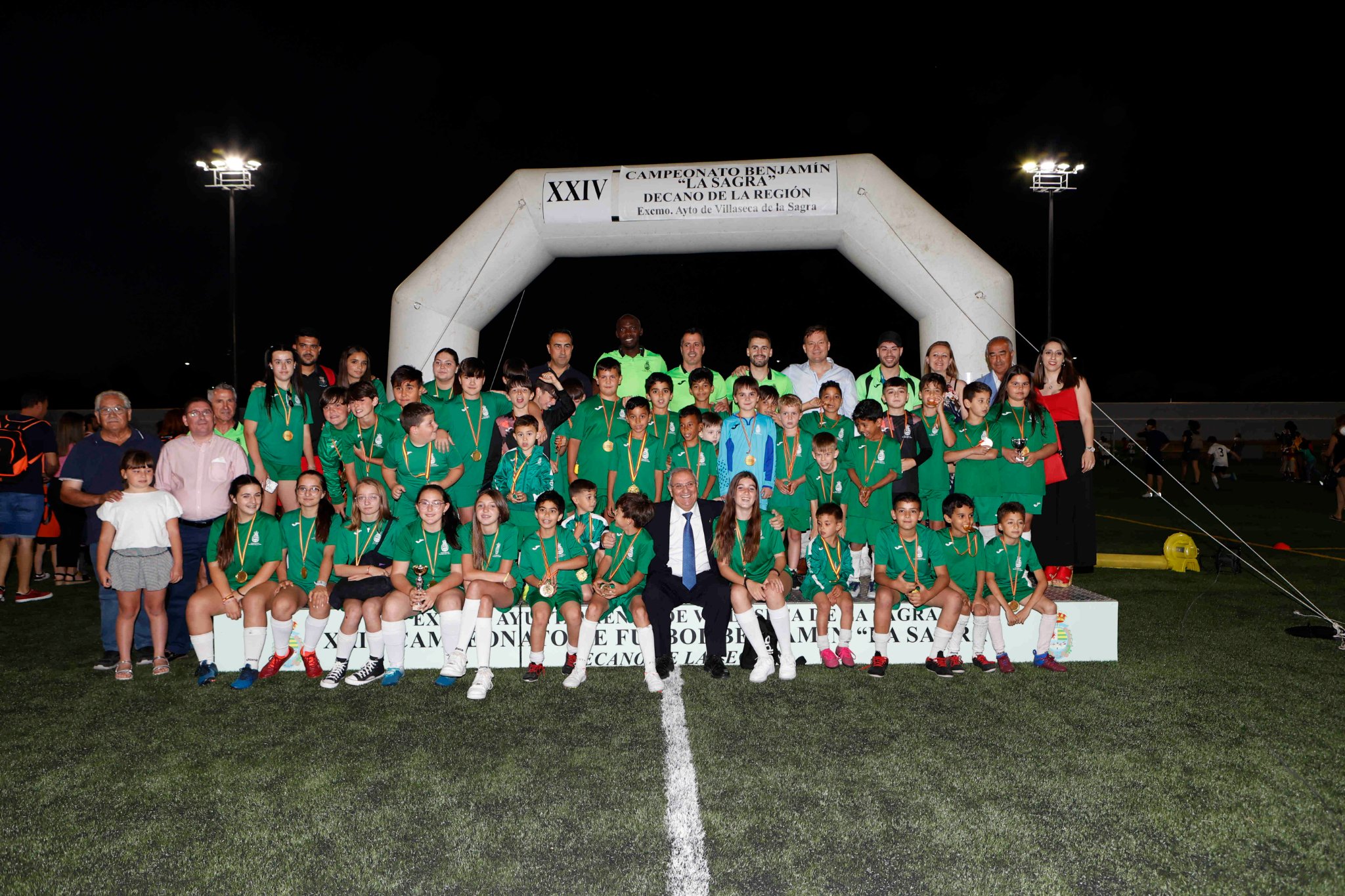 MÁS DE 3.000 PERSONAS EN LA JORNADA DE CLAUSURA DEL “XXIV CAMPEONATO DE FÚTBOL BENJAMIN LA SAGRA” DECANO DE LA REGIÓN